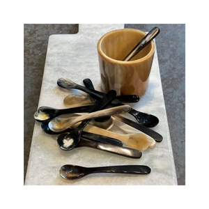 Cuillère en corne de buffle pure, très appréciée, idéale pour le camping en plein air, les repas et comme outil pour servir la moutarde savoureuse dans les restaurants de steak. - Product Image 6