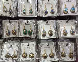 ต่างหูแบบห่วงประดับมุกทองเหลืองสไตล์โบฮีเมียนคริสเตียน รุ่น ER-3876381 เหมาะสำหรับเป็นของขวัญในงานหมั้นและงานปาร์ตี้ - Product Image 1