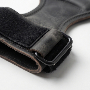 Poignées en cuir professionnelles pour les séances d'entraînement en salle de sport, levée de poids, avec protection des poignets, poignées en cuir pour la musculation, unisexe - Product Image 4