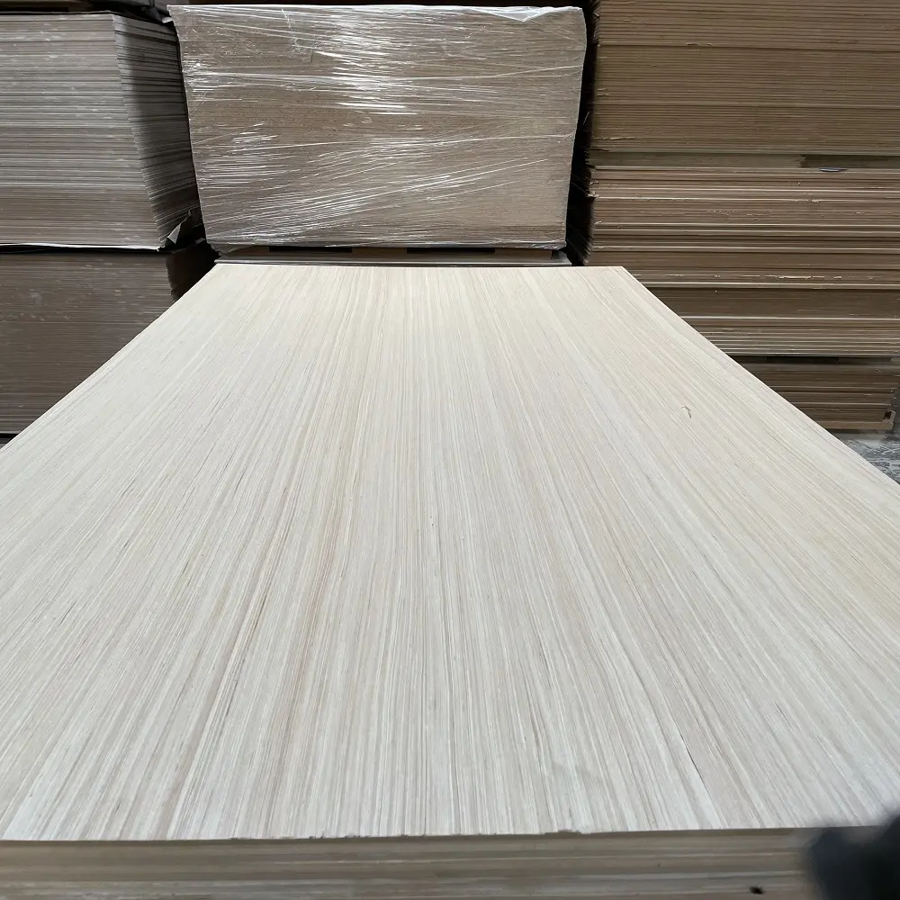 Prezzo di fabbrica di compensato di betulla di alta qualità per mobili disponibili con compensato commerciale di dimensioni personalizzate prezzo negoziabile in Vietnam
