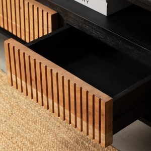 Mueble para TV Vandana Novara Sierra de Dos Puertas con Cuatro Cajones, Consola de Entretenimiento Moderna de Madera Maciza - Product Image 6