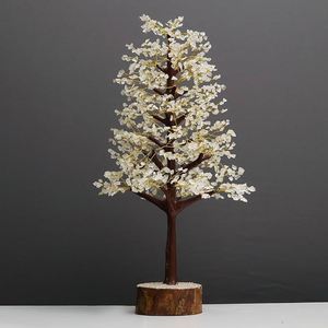 Arbre en pierres précieuses mélangées de quartz clair et d'aventurine verte, 1000 copeaux, fait main, cadeau - Product Image 1