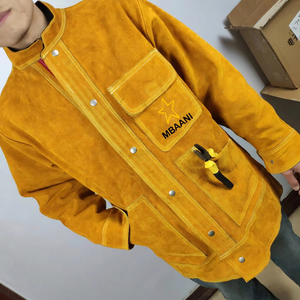 Veste de sécurité ignifuge et imperméable MBAANI pour homme en cuir doré, résistante à la chaleur 500°C, avec col montant et boutons, et pack respirateur - Product Image 4