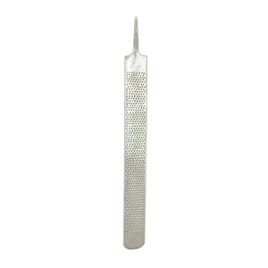 Râpe à sabots premium, outil de fermeur conçu pour des soins précis des sabots, poignée ergonomique, construction durable pour une coupe sans effort, certifié CE. - Product Image 3