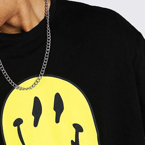 เสื้อยืดแขนสั้นสีดำสำหรับผู้ชายพร้อมลายการ์ตูนยิ้มสีเหลืองพิมพ์ลาย O-Neck ชุดลำลองทรงพอดีตัว - Product Image 4