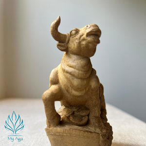 Elegante Estatua Tradicional del Zodiaco Asiático, Decoración de Mesa de Agarwood, Estatua del Buey, Escultura Animal Feng Shui para Exhibición en Sala de Estar - Product Image 2