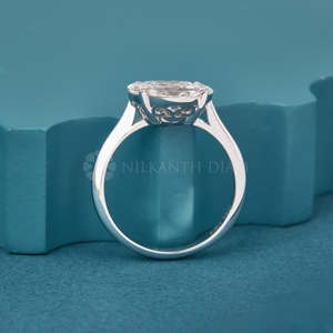Bague en or blanc avec diamant de culture de conception tendance, taille princesse, pour femmes, provenant d'un fournisseur et fabricant indien - Product Image 3