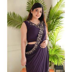 Ensemble de soirée fantaisie Lehenga Choli et Dupatta pour femmes - Product Image 3