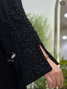 Abaya élégante et raffinée de style islamique pour femmes, style Dubaï, tenue traditionnelle modeste avec accessoires - Product Image 2