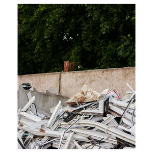 Residuos mixtos de uPVC rígido para reciclar en gránulos de PVC y material plástico reprocesado - Product Image 5