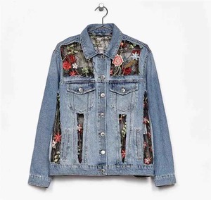 Women <b>Cropped</b> <b>Denim</b> <b>Jacket</b> Premium Breathable Windproof Eco-Friendly Cotton Finished Fancy Washed - Product Image 1