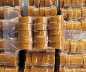 Sucre de palme en gros, produit 100% pur et biologique, transformé au Vietnam, procédé d'évaporation traditionnel, qualité supérieure. - Product Image 2