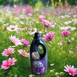 Downy Mystique 1.8L x 4 botellas es la marca líder de suavizantes de telas en la que confían miles de amas de casa - Product Image 1