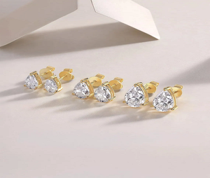 Boucles d'oreilles clous minimalistes en diamant de laboratoire taille poire, en or massif 14 carats, design goutte d'eau, bijoux de mode - Product Image 1