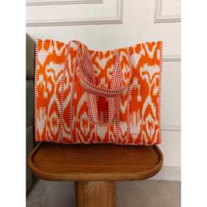 Sac fourre-tout en coton matelassé indien fait main |   Sac fourre-tout promotionnel en tissu réutilisable et écologique. Sac fourre-tout en ikat orange - Product Image 1