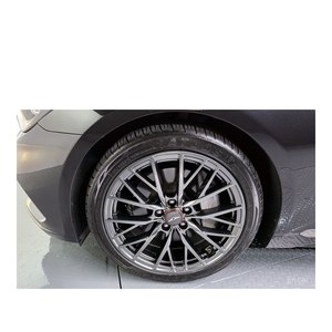 Genesis G80 3.3 GDI AWD 2019 con Caja de Cambios Automática, Asientos de Cuero, Cámara Trasera, 52,726 km, Volante a la Izquierda - Product Image 5