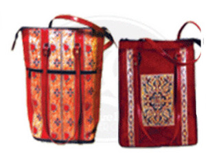Sac fourre-tout léger en soie de luxe Shantinikaten Lowellcraft avec fermeture éclair - Product Image 3