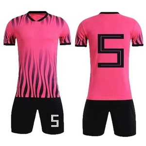 Uniformes de football unisexes sur mesure, col rond, manches courtes, 100% polyester, écologiques, respirants, séchage rapide, couleurs et tailles personnalisées - Product Image 1