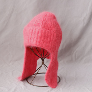 Gorro de Invierno Tejido con Orejeras, Color Naranja Sólido, Gorro Peruano de Punto con Orejeras - Product Image 3