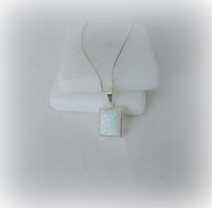 Collar de ópalo blanco con colgante de plata de ley, joyería con piedra de nacimiento de octubre, elegante collar de piedras preciosas, regalo para ella - Product Image 6