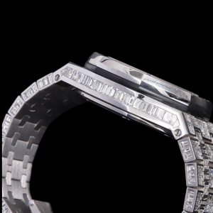 Montre de luxe pour homme, ronde, entièrement sertie de diamants Moissanite VVS, cadran blanc, bracelet argenté, cadran analogique blanc, montre-bracelet de luxe. - Product Image 2