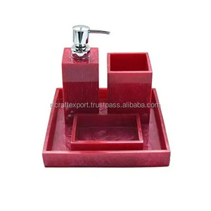 Premium personnalisé nouvelle résine hôtel support de lavage à la main distributeur de savon ensemble de salle de bain Made India RF Crafts ensemble de salle de bain exclusif - Product Image 2