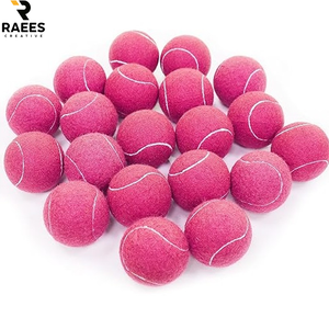 Balles de padel professionnelles personnalisées avec logo OEM, en laine durable et caoutchouc naturel, pour le paddle-tennis, fabriquées au Pakistan. - Product Image 4