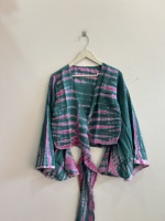 Haut court bohème tie-dye en soie vintage multicolore style Banjara pour femmes