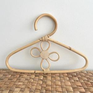 Accesorios de tienda de ropa perchas de ratán percha de nuevo diseño para bikini traje de baño sujetador exhibición - Product Image 2