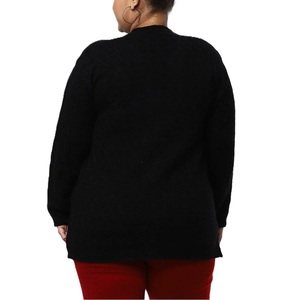 Cardigan décontracté pour femmes avec col en V, couleur unie, tissu respirant, fermeture à boutons sur le devant, pour la saison hivernale, en provenance du Bangladesh - Product Image 2