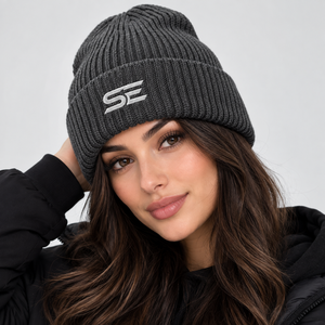 Bonnet en tricot côtelé gris anthracite de qualité supérieure avec logo SE personnalisé, chaud pour l'hiver, extensible, en acrylique et laine, vente en gros, OEM, ODM, unisexe - Product Image 6