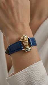 Bracelet en diamant cultivé en laboratoire, trophée de la Coupe du Monde FIFA, bracelet trophée de football, bracelet de luxe en diamant de football, cadeau pour les passionnés de sport - Product Image 2