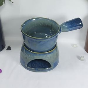 Pot à fondue décoratif en céramique bleue émaillée avec poignée, chauffé par bougie, pour fromage, sauce au chocolat et présentation de table - Product Image 4
