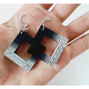 Boucles d'oreilles pendantes en bois noir faites à la main, qualité export, élégantes pour femmes, usage quotidien et soir, à prix réduit - Product Image 2