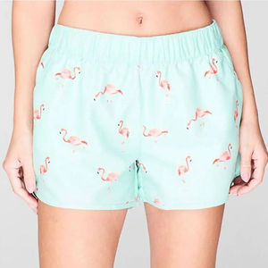 Ropa Deportiva Moderna de Algodón Hecha en Pakistán, Shorts para Mujer de Calidad Profesional, Shorts Deportivos para Mujer - Product Image 2