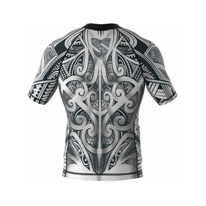 เสื้อยืดคอมเพรสชั่นพิมพ์ลายตามสั่งสำหรับผู้ชาย OEM แบรนด์ส่วนตัว สไตล์ลายสัก เสื้อยืดออกกำลังกาย แห้งเร็ว ชุดกีฬา ผู้ผลิต - Product Image 2