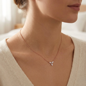 จี้เพชรรูปดอกโคลเวอร์ทองคำชมพู 14K ดีไซน์หรูหรา ประดับเพชรแบบกลุ่ม สร้อยคอจี้สวยงาม เหมาะสำหรับผู้หญิง เป็นของขวัญงานแต่งงาน - Product Image 3