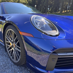 Offre exceptionnelle 2022 Porsche 911 Turbo S Cabriolet prête à être expédiée dans le monde entier - Product Image 1