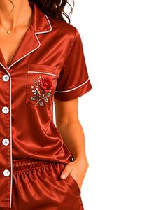 Ensemble de pyjama satiné rouge rouille personnalisé par le fabricant, vêtements de nuit en soie pour femmes, broderie rose, ensemble de vêtements de nuit doux à manches courtes - Product Image 5