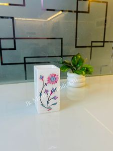 Portalápices Cuadrado con Diseño Floral Rosa, Organizador de Escritorio para Oficina, Pieza Hecha a Mano, Venta al Por Mayor Disponible - Product Image 2