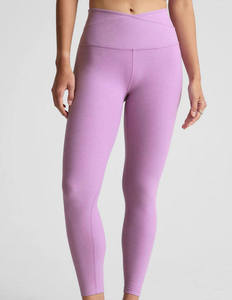 เสื้อชั้นในกีฬาโยคะคุณภาพสูงแบบสั่งทำพิเศษสำหรับผู้หญิง ไซส์ใหญ่ รองรับการออกกำลังกาย พิลาทิส และการออกกำลังกายอื่นๆ ระบายอากาศได้ดี ยืดหยุ่นได้ เหมาะสำหรับฟิตเนส - Product Image 4