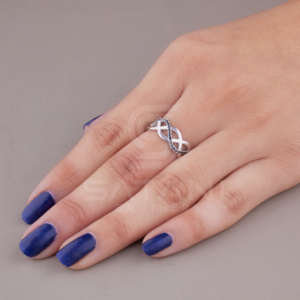 Bague Infini en Moissanite Noire, Élégante, en Or Blanc 18 carats, Style Vintage Croix, Bijou de Mariage de Luxe, Anniversaire, Fiançailles - Product Image 1