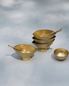 Juego de Cuencos para Servir de Metal Forjado a Mano, con Base Cónica, Estilo Minimalista, para Postres, con Cucharas a Juego - Product Image 4