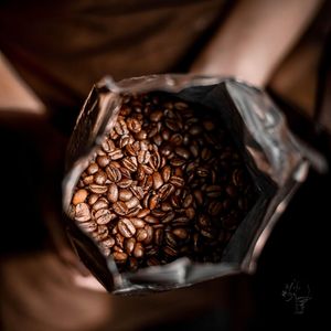 HANCOFFEE ข้อเสนอที่ดีที่สุดสำหรับกาแฟอาราบิก้าคั่วบด 100% แบรนด์ส่วนตัว ปริมาณสั่งซื้อขั้นต่ำน้อย มีตัวอย่างฟรี - บรรจุภัณฑ์แบบถุงพลาสติก/กระดาษคราฟท์/แบบมีวาล์ว - Product Image 1