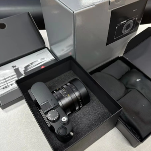 High-End Professional Q3 DSLR Camera 60.3 MP Cheap Used CMOS Sensor Image Stabilization Video <b>Capture</b> SD <b>Card</b> 2"-3" Screen - Product Image 2