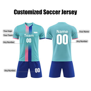 Tenue de football personnalisée tendance : Maillot et short de football à la dernière mode avec design par sublimation et logo imprimé pour équipe - Product Image 4