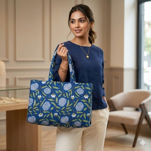 Bolso de Mano Ligero y Ecológico con Estampado Floral Azul para Mujer, Bolso Tote de Tela Resistente con Cremallera, Espacioso y Elegante para Uso Diario - Product Image 2