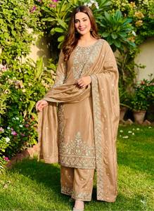 Conjunto de Kurta y Palazzo de Seda GMY con Bordado Intenso y Lentejuelas – Ideal para Fiestas y Eventos - Product Image 2