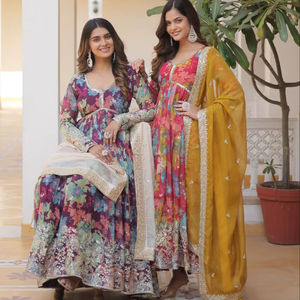 Vestido Anarkali de boda con dupatta, conjunto de 3 piezas para festivales pakistaníes, vestido de boda indio - Product Image 1