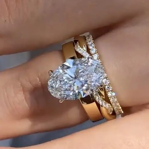 Bague de Fiançailles Ovale au Design Premium, Demi-Bague de Mariage Torsadée, Diamant D VVS Clarity, Plaqué Or sur Argent, En Promotion, Export - Product Image 3